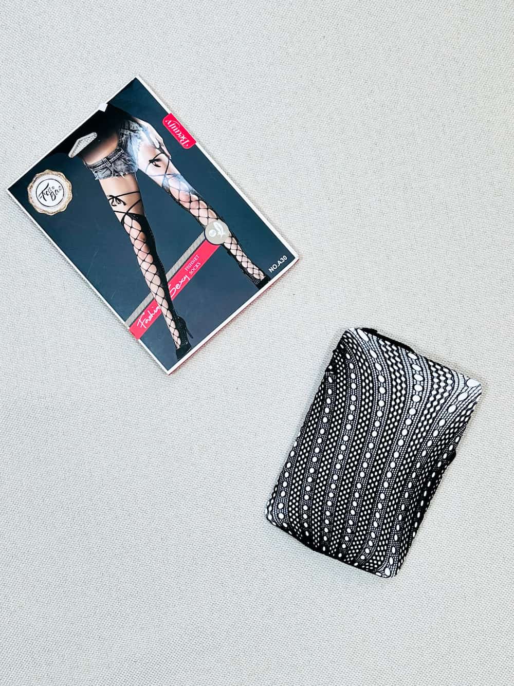 Fenbao long knitted fishnet socks جوراب فیشنت بلند گره ای فن باو